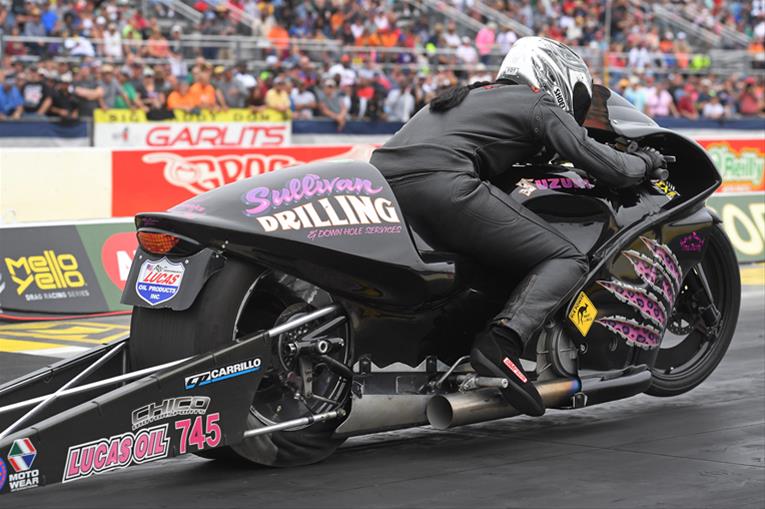 CALIFORNIA KATIE BRINGS USA POWER TO PRO BIKE